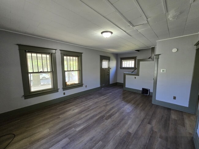 Photo - 1125 Ackermant St