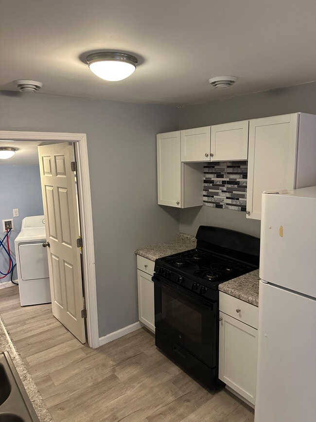 Photo - 433 Mills Park St