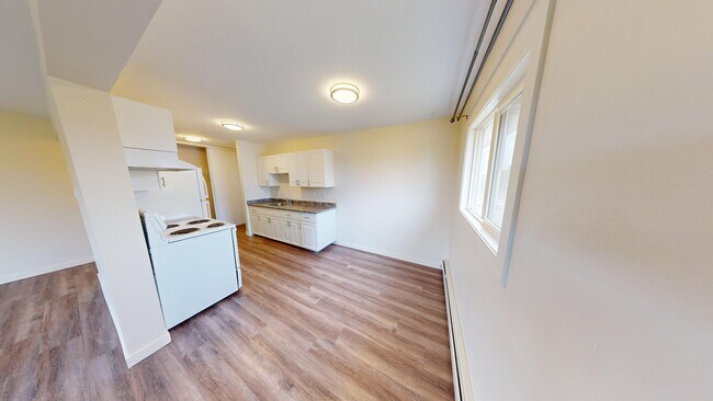 Photo - 10505-10103 103 St Unit 301