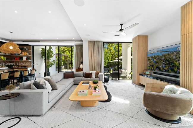 Photo - 8246 NE 2nd Ct