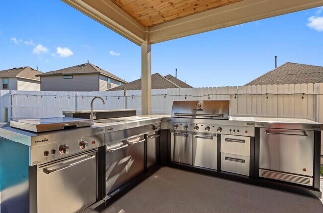 Photo - 18426 White Stallion Ln