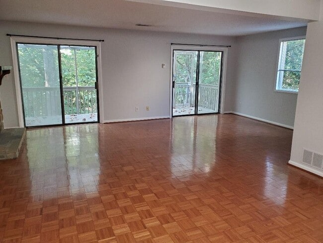 Photo - 1247 Druid Knoll Dr NE