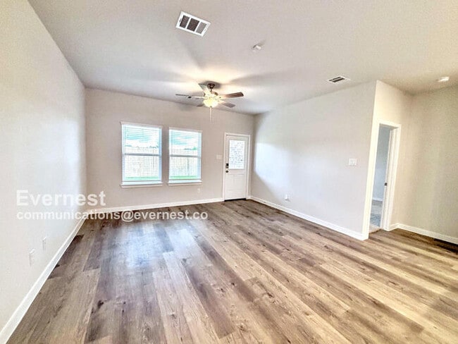 Photo - 32506 Timber Point Dr House