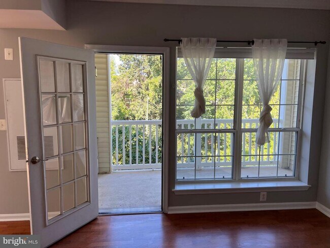 Photo - 4551 Strutfield Ln Unidad 4337