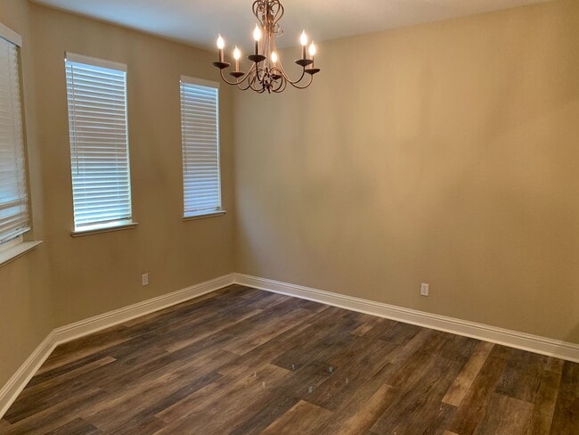 Photo - Single Story, Corner Lot in Brentwood!