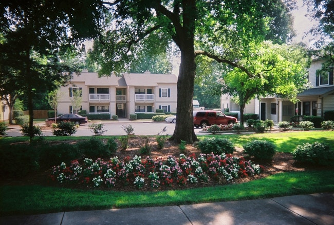 Pleasant View Apartments - Pleasant View Apartments