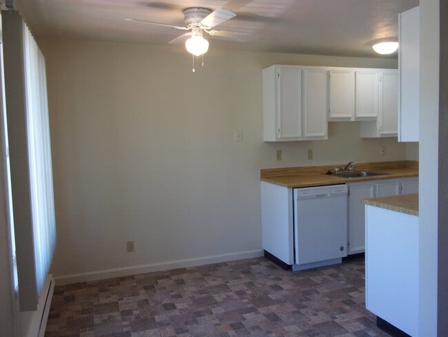 Photo - carriage Apartments