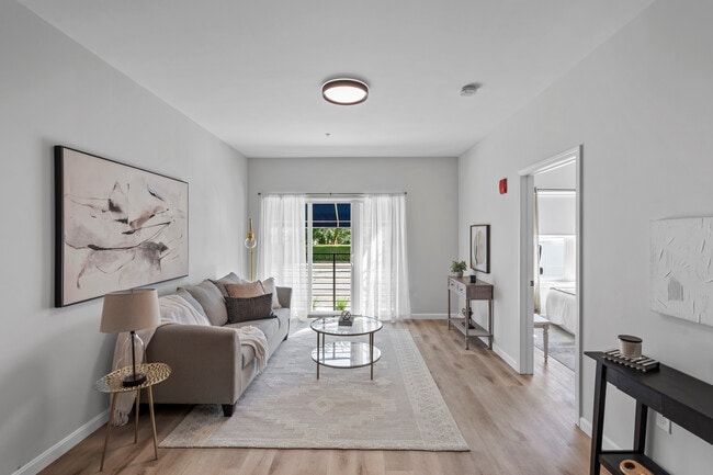 Photo - 446 Waterman Ave