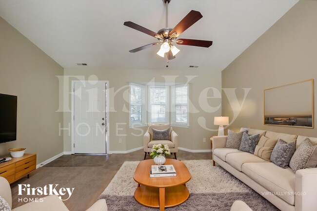 Photo - 3204 Faircroft Way