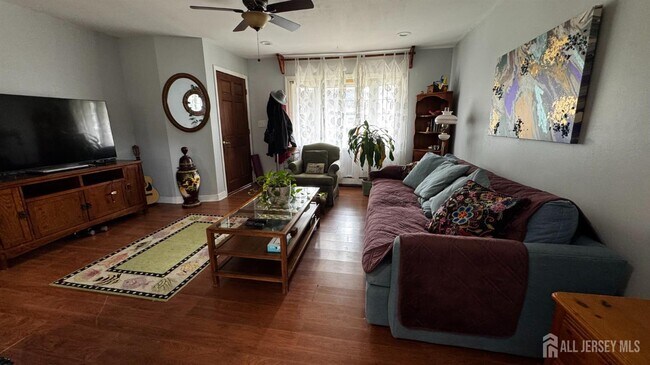 Photo - 73 Hagaman St