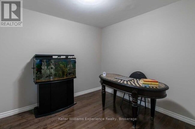 Photo - 85 Melrose Ave