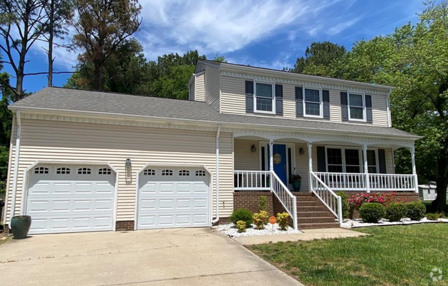 Building Photo - 3bdr 2.5bth Home in the Heart of Poquoson