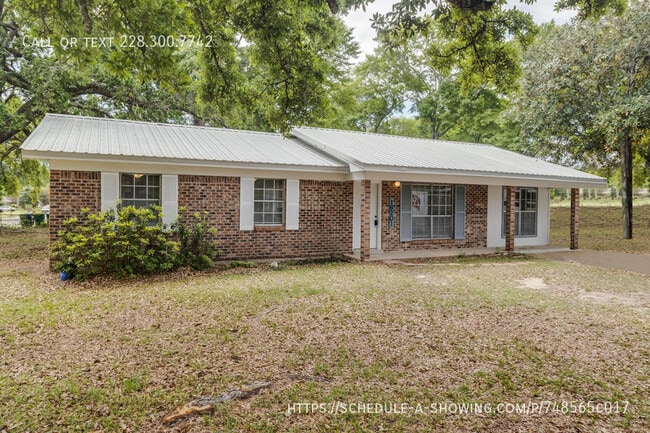 Building Photo - 16201 Cervantes Ct