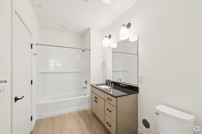 1BR, 1BA - 663SF - Kitchen