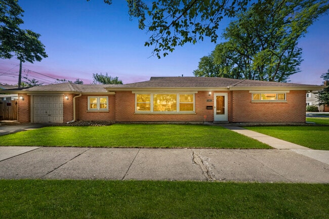 Photo - 1621 S Crescent Ave