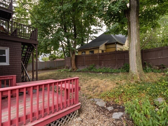 Photo - 128 Ashmont St Unit 1