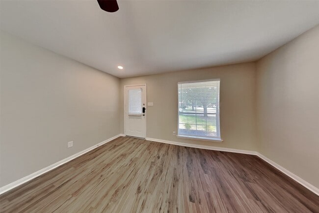 Photo - 20203 Stonegrove Ct