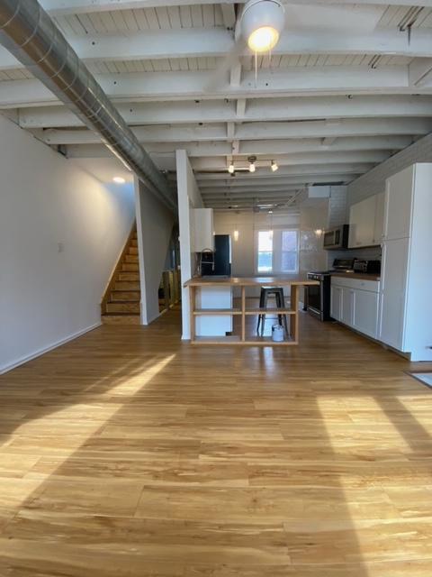 Photo - 621 E 9th Ave