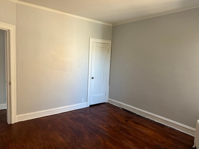 Photo - 8017 S Eberhart Ave Unit 3