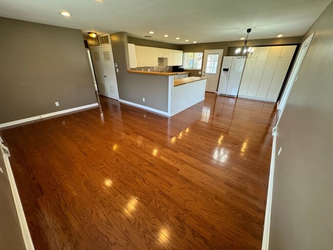 Photo - 3 Bedroom- Upper Arlington area