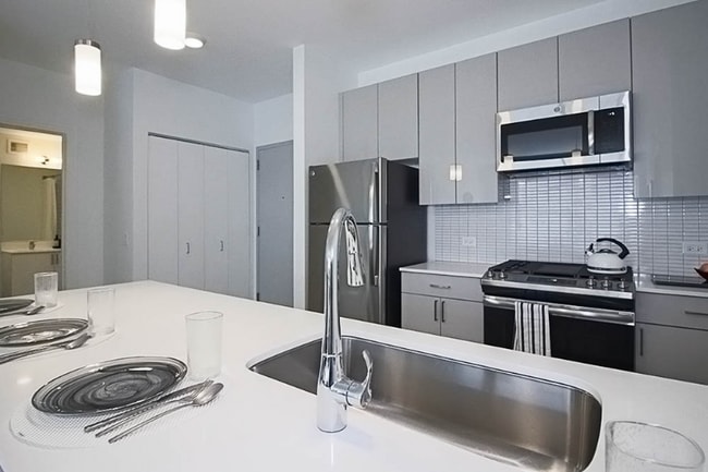 Photo - 818 W Van Buren St Unidad 818 West Van Buren