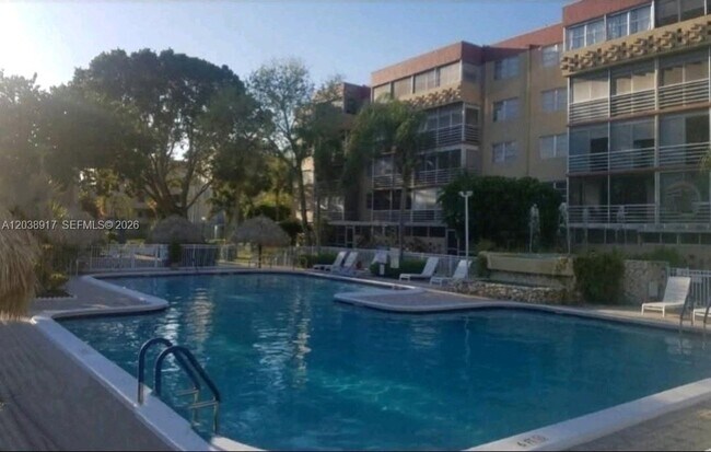 Photo - 404 NW 68th Ave Unidad 304