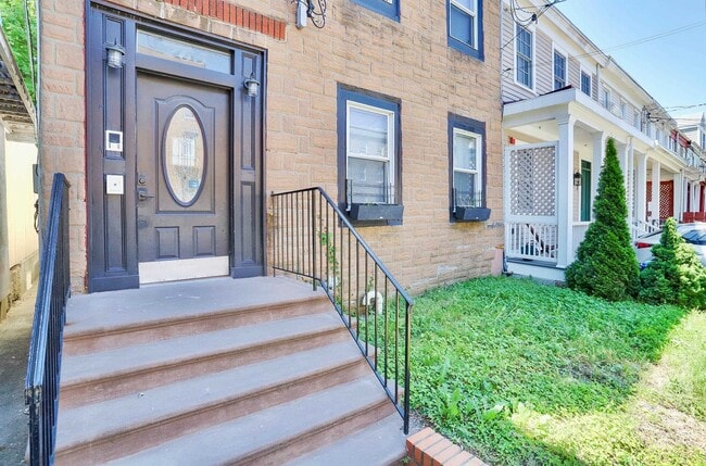 Photo - 265 3rd St Unit 3