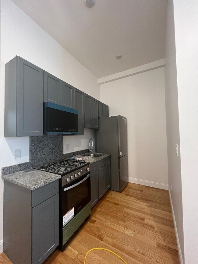 Photo - 52 Washington Ave Apartments Unit 303