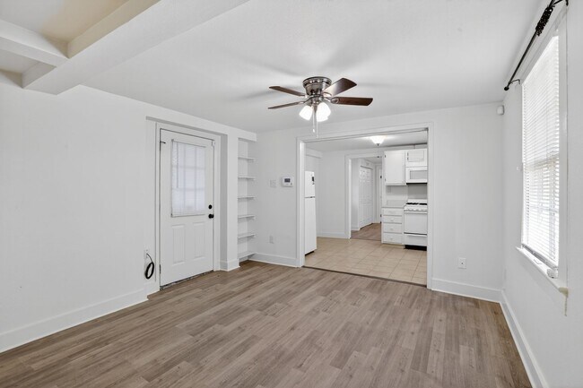 Photo - One Bedroom Unit in Heart of Uptown Unit 3