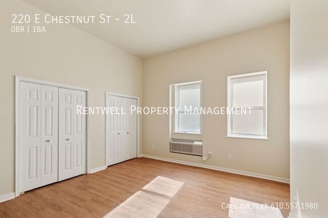 Photo - 220 E Chestnut St Unit 2L