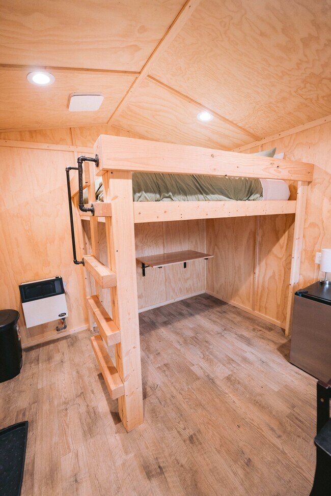 Photo - 48561 Rustic Ave