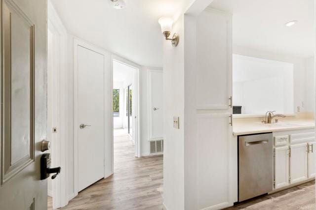 Photo - 1040 E Washington Ave Unit 31