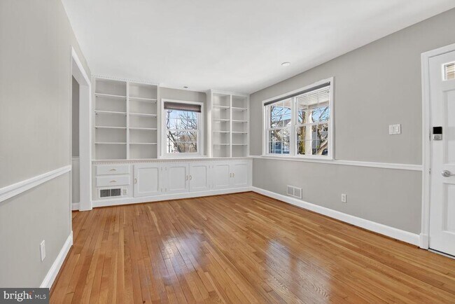 Photo - 4411 Edgefield Rd