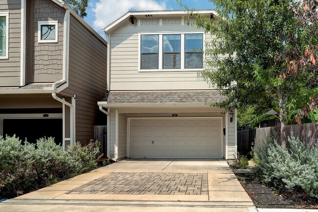 Building Photo - 5326 Larkin St