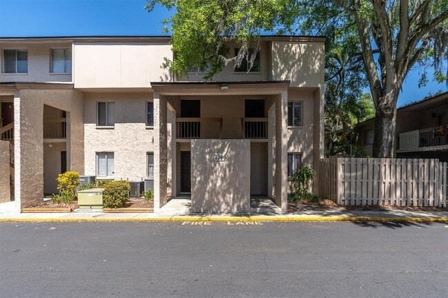Building Photo - 7505 Pitch Pine Cir Unit 122