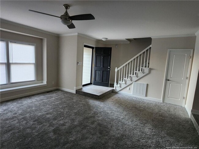 Photo - 5598 Lockridge Rd