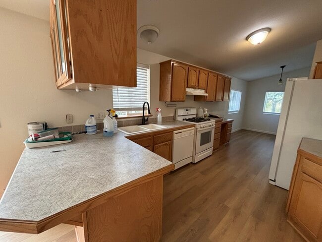 Photo - 1782 Lotus Rd
