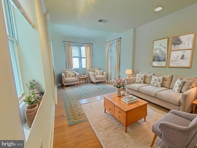 Photo - 606 S 16th St Unit 2