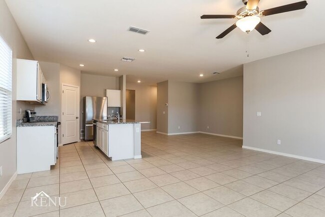 Photo - 18389 Conquistador Dr