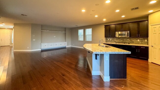 Photo - 4-bed, 2.5 bath, 2,498 sq ft home in Mount...