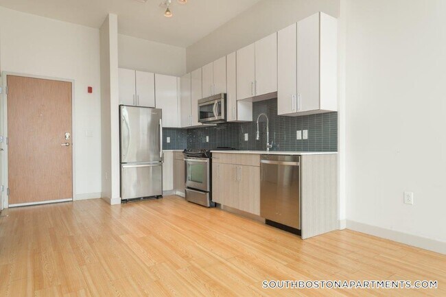 320 D St Unit 129