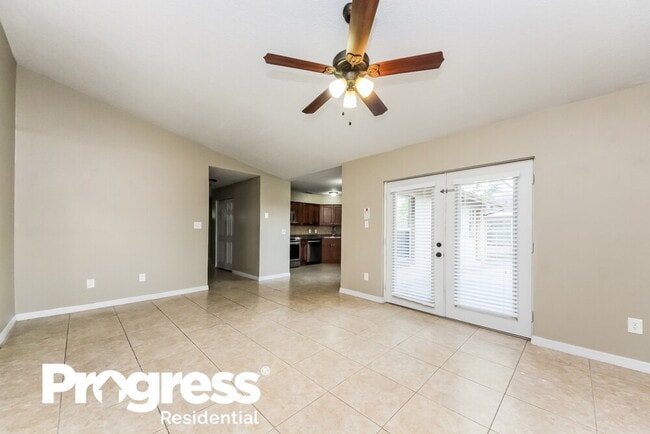 Photo - 2782 Muscatello St