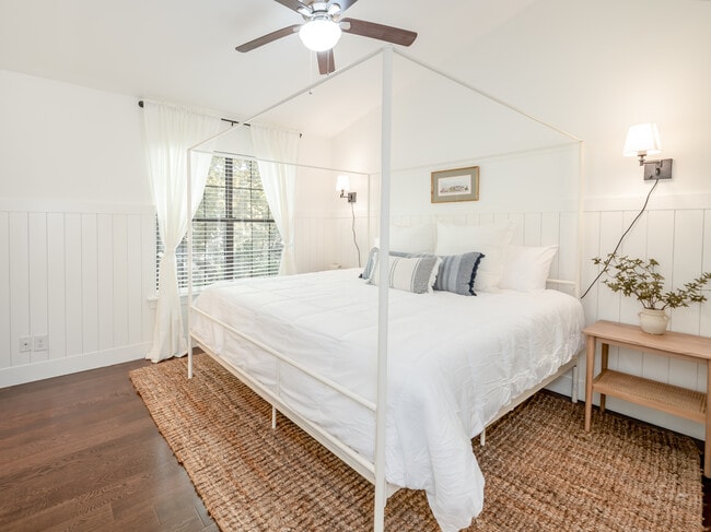 Photo - 5011 Jenkins Ave