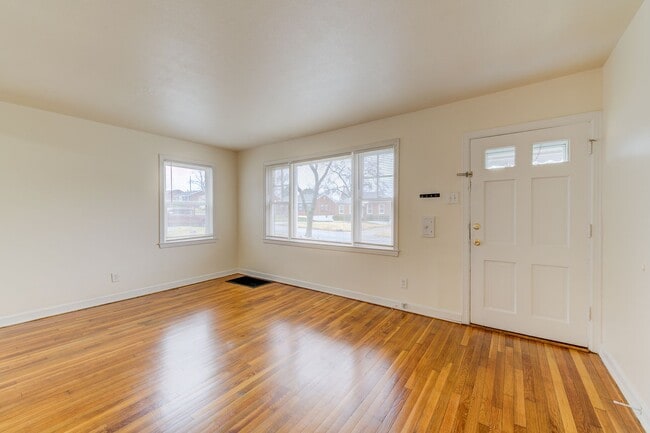 Photo - 2 bedroom Brick Single Family Home!