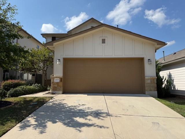 Building Photo - 2015 Crimson Rosella Trl Rental