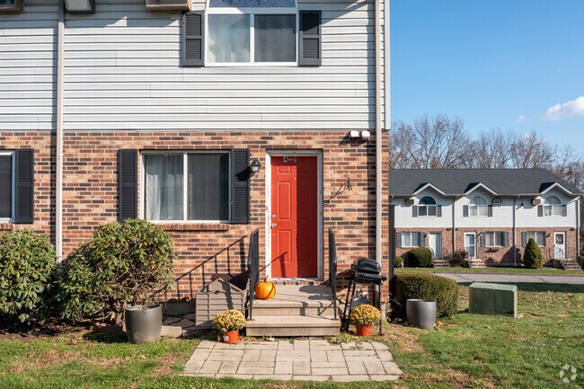 Photo - East Pointe Apartments