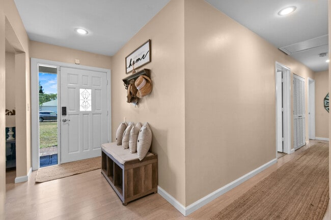 Photo - 15739 75th Way N