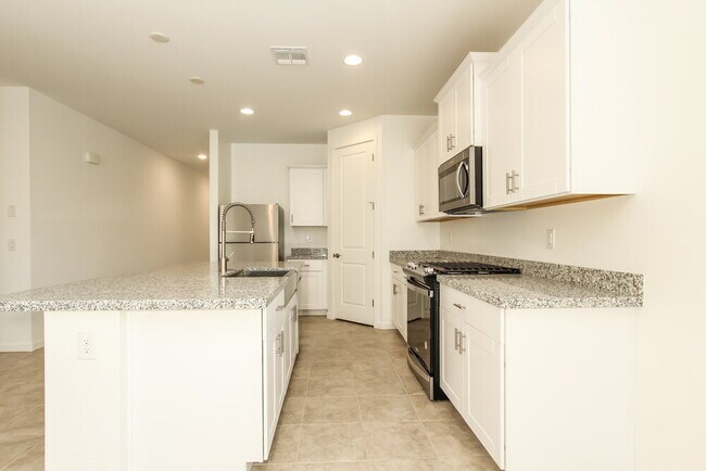 Photo - 17342 W Running Deer Trl