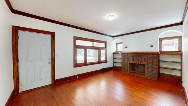 Photo - 4028 Schiller Ave Unit 4028 Schiller Ave Down