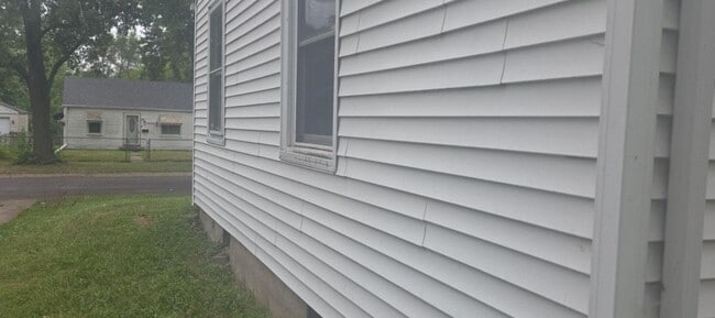 Photo - 1034 S Tonti Cir